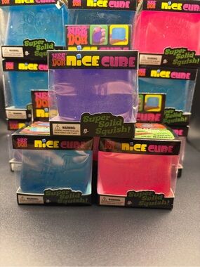 Nice Cube Super Solid Squish - Purple, Blue, Pink